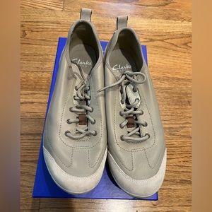 Clarks Shoes Women Size 9
